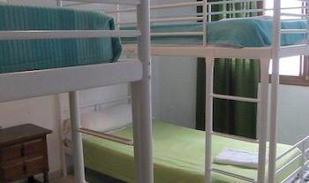 Hostal Alicia Сан-Педро-де-Алькантара Экстерьер фото